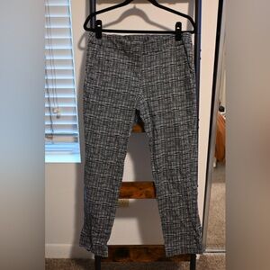 Donna Ricco Black and White Patterned Garment